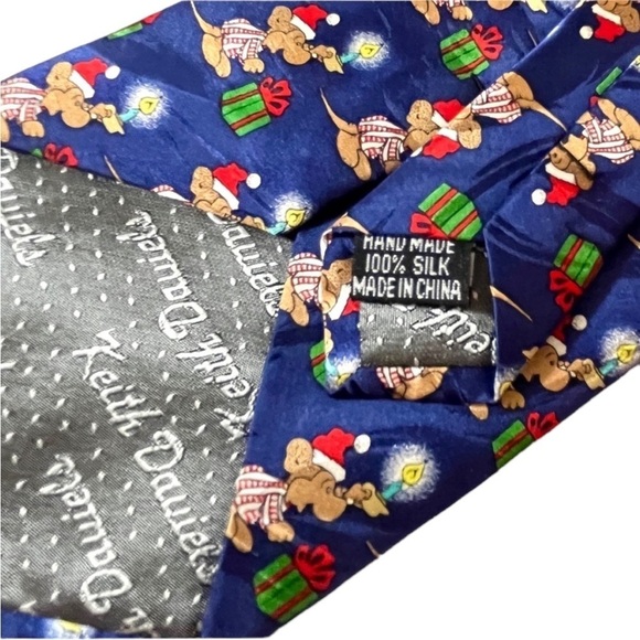 Men’s Keith Daniel’s 100% Silk Handmade Christmas Mouse Necktie - Picture 5 of 6